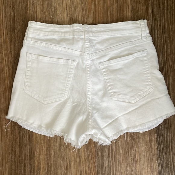 White denim high waisted shorts - Picture 2 of 2